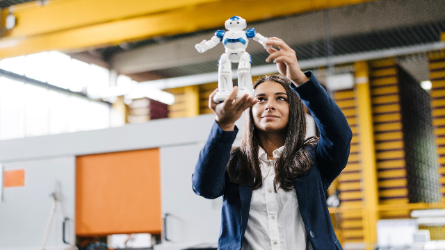 From accident to inspiration – Robot Academy lets anyone build robots