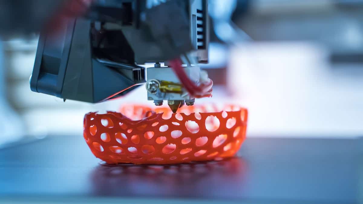 How does 3D printing work?